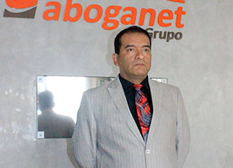 Ernesto Martínez C
